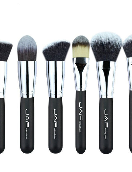 24 makeup brushes