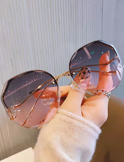 Fashionable UV Protection Sunglasses For Women