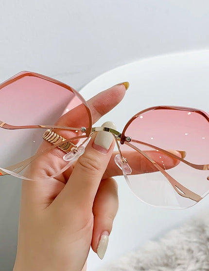 Fashionable UV Protection Sunglasses For Women