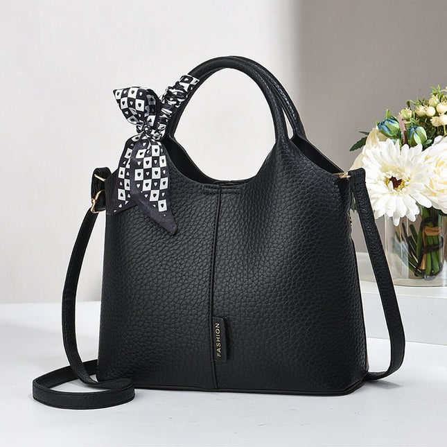 Fashionable Ladies Handbag With A Spacious And Elegant Design